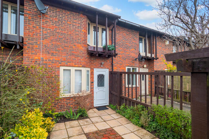 2 Bedroom Terraced House To Rent In Osborne Place, Sutton, SM1