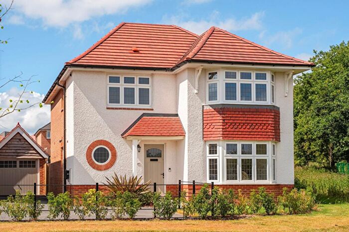 3 Bedroom Detached House For Sale In Wild Rose Drive, Harrogate, HG1