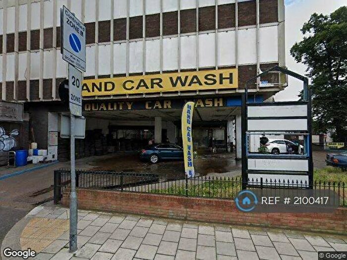 2 Bedroom Flat To Rent In Rosenthal House, London, SE6