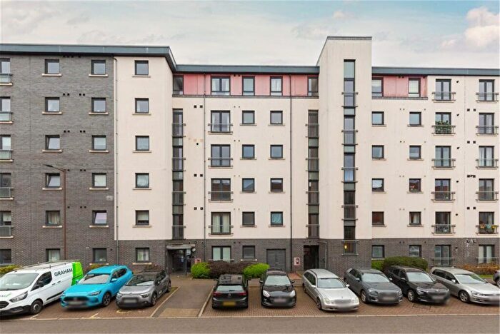 2 Bedroom Flat For Sale In Flat, Tinto Place, Bonnington, EH6