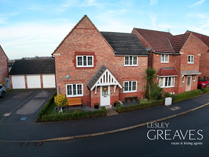 4 Bedroom Detached House For Sale In Roxburgh Close, Arnold, Nottingham, NG5
