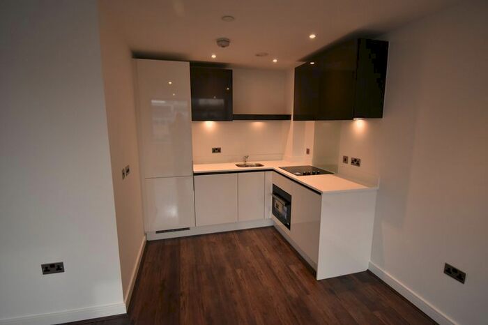 1 Bedroom Flat To Rent In St Floor, Churchill Place, Churchill Way, Basingstoke, RG21