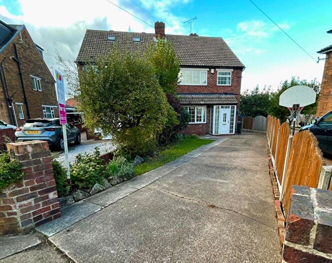 3 Bedroom Semi-Detached House For Sale In Crossways North, Wheatley Hills, Doncaster, DN2