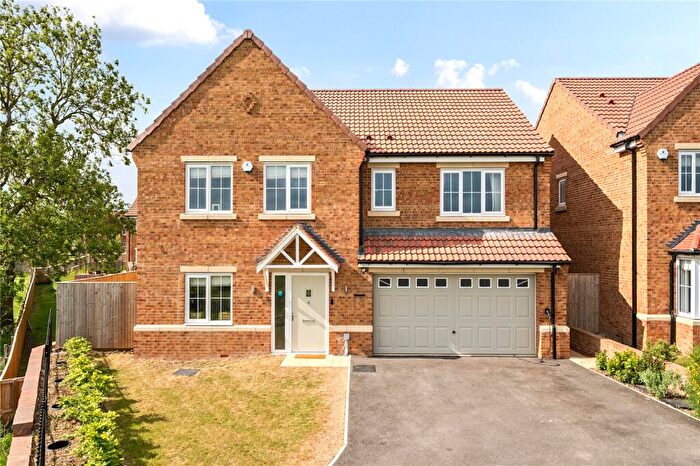 5 Bedroom Detached House For Sale In Willow Drive, Harrogate, North Yorkshire, HG3