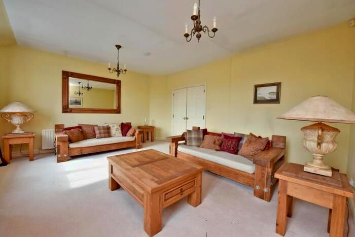 2 Bedroom Flat To Rent In Great Western Road, Aberdeen, AB10