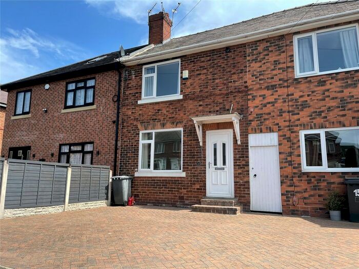 3 Bedroom Terraced House To Rent In York Road, Earlsheaton, Dewsbury, WF12