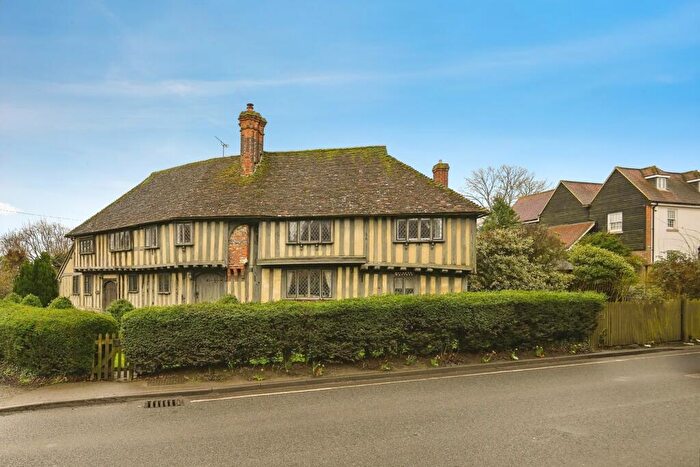 2 Bedroom Semi Detached House For Sale In Upper Street, Leeds, Maidstone, ME17