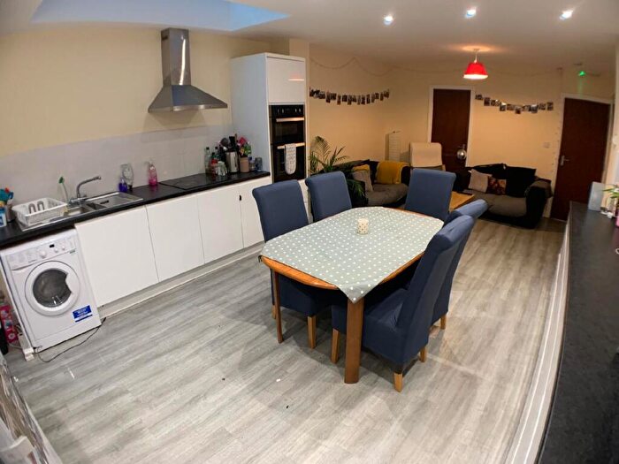 5 Bedroom House To Rent In Dawlish Road (D), Selly Oak, Birmingham, West Midlands, B29