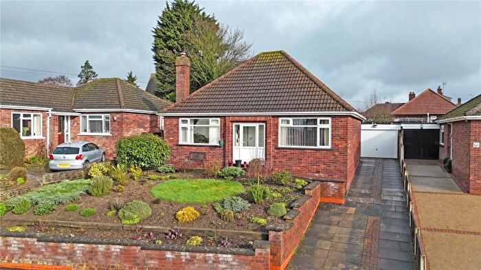 2 Bedroom Bungalow For Sale In High Street, Yaddlethorpe, Scunthorpe, Lincolnshire, DN17