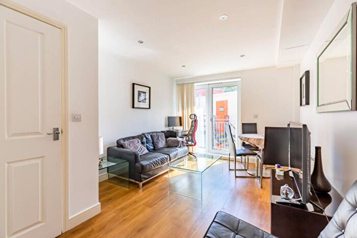 1 Bedroom Flat To Rent In Taylor House, , Westferry, London, E14