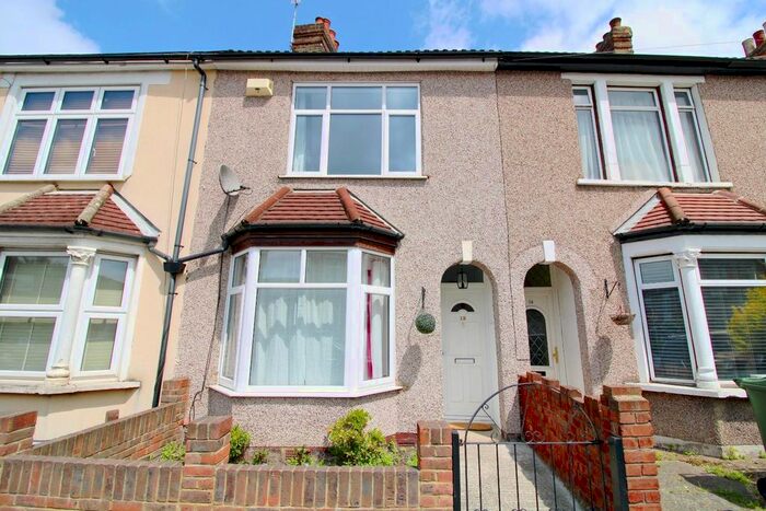 3 Bedroom Terraced House To Rent In Brook Street, Erith, DA8
