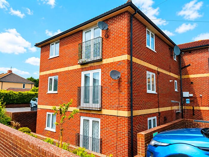 2 Bedroom Apartment For Sale In Brook Court, Bristol - *Ideal First Time Buy*, BS13