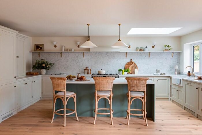 4 Bedroom Detached House For Sale In Crossways, Churt, Farnham, GU10