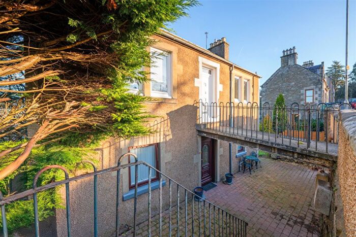 2 Bedroom Flat For Sale In The Green, Selkirk, TD7