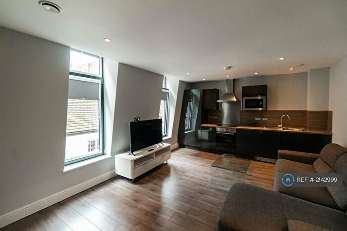 2 Bedroom Flat To Rent In Cheapside, Liverpool, L2