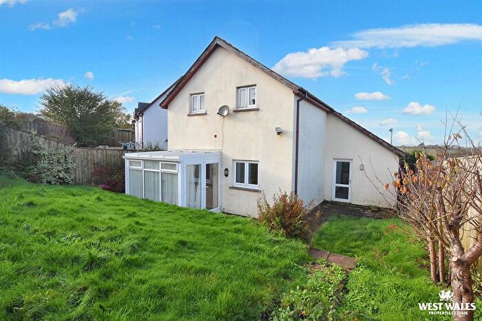 3 Bedroom Detached House For Sale In Falcon Road, Haverfordwest, SA61