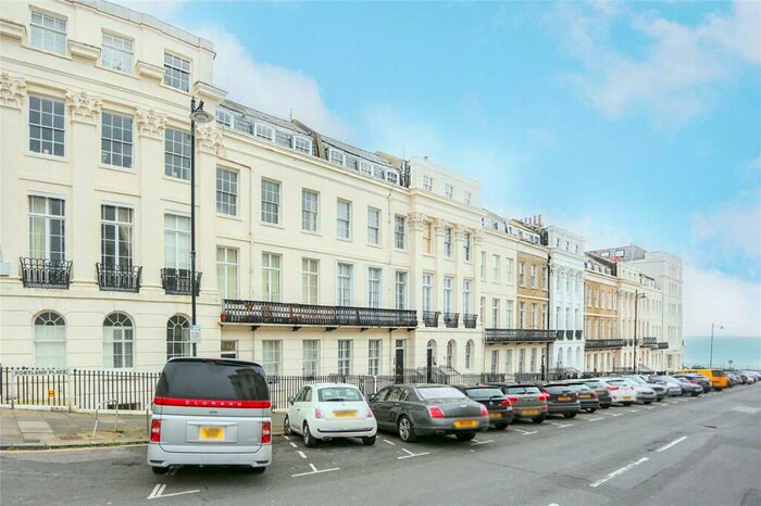 2 Bedroom Apartment To Rent In Portland Place, Brighton, East Sussex, BN2