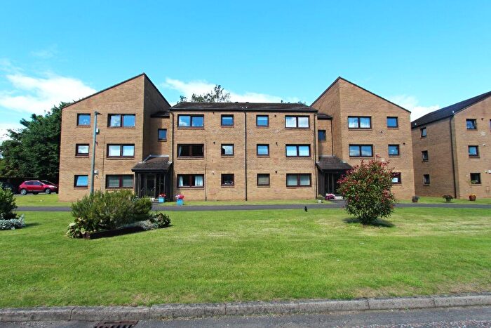 2 Bedroom Flat To Rent In Clark Place, Trinity, Edinburgh, EH5