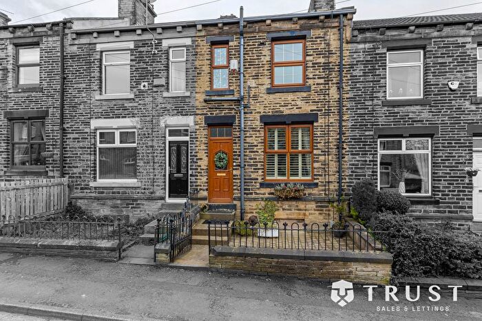 3 Bedroom Terraced House For Sale In Francis Street, Heckmondwike, WF16