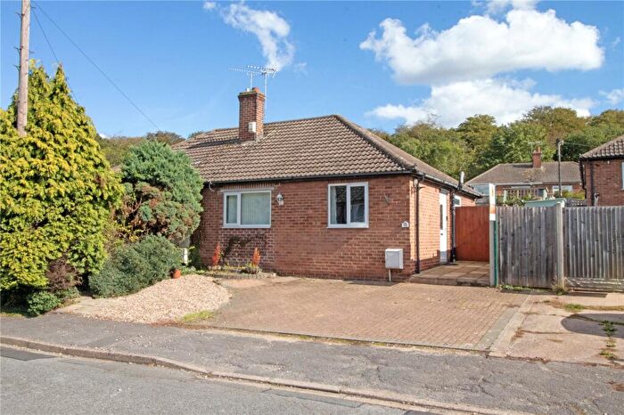 2 Bedroom Bungalow For Sale In Mayflower Close, Gainsborough, Lincolnshire, DN21