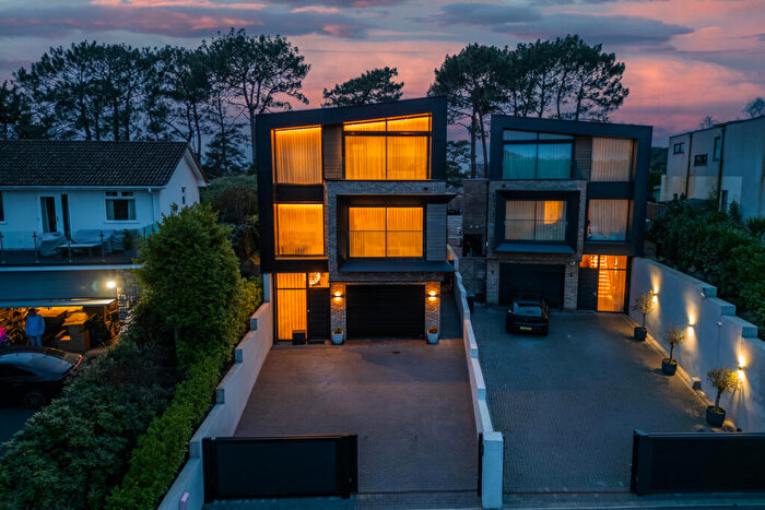 5 Bedroom Detached House For Sale In Blake Hill Avenue, Lilliput, Poole, Dorset, BH14