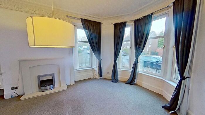 3 Bedroom Flat To Rent In Staffa Street, Dennistoun, Glasgow, G31