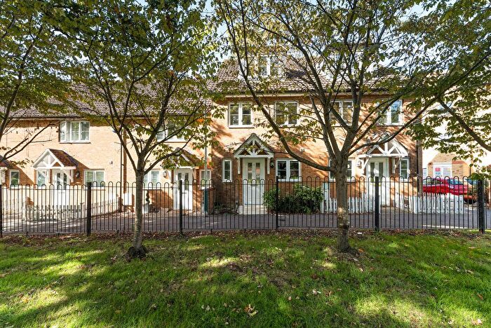 4 Bedroom Terraced House For Sale In Bushy Close, Romford, RM1