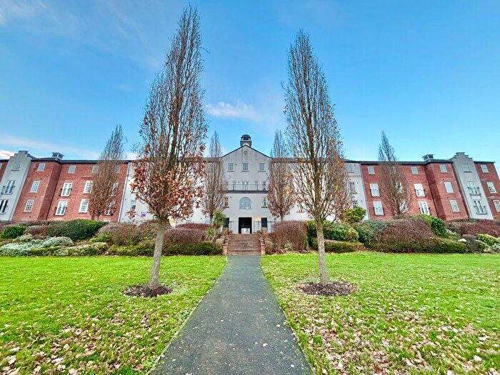 2 Bedroom Flat For Sale In Duckery Wood Walk, Great Barr, Birmingham, B43