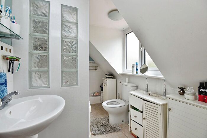 4 Bedroom Detached House For Sale In Station Road, Keele, Newcastle-Under-Lyme, ST5