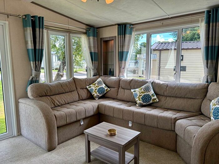 2 Bedroom Mobile/park Home For Sale In West Witton, Leyburn, DL8