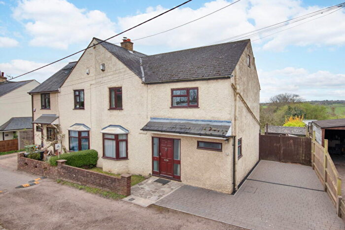 4 Bedroom Semi Detached House For Sale In Longfield Road, Longfield, DA3