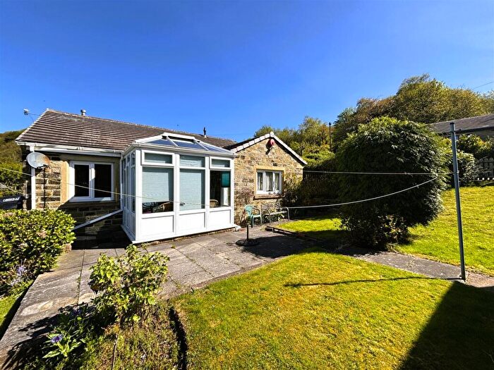 3 Bedroom Detached Bungalow For Sale In Rosemary Lane, Siddal, Halifax, HX3