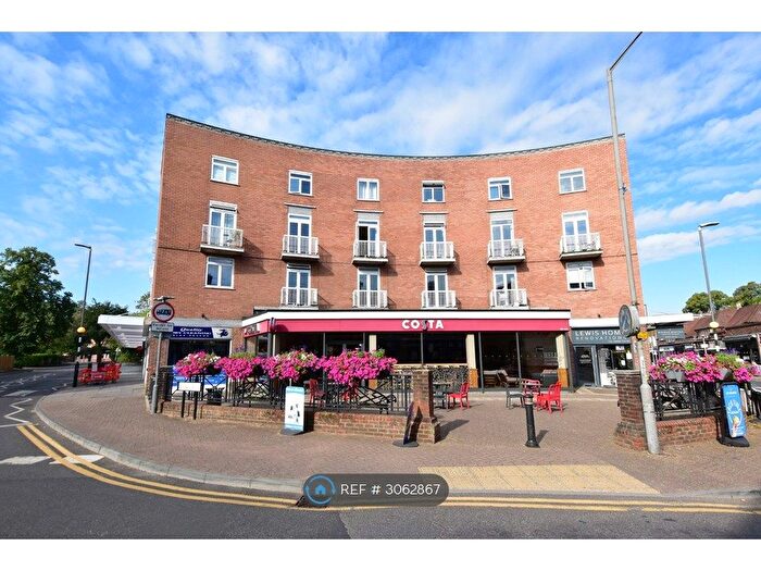 3 Bedroom Maisonette To Rent In Cardain House, Beaconsfield, HP9