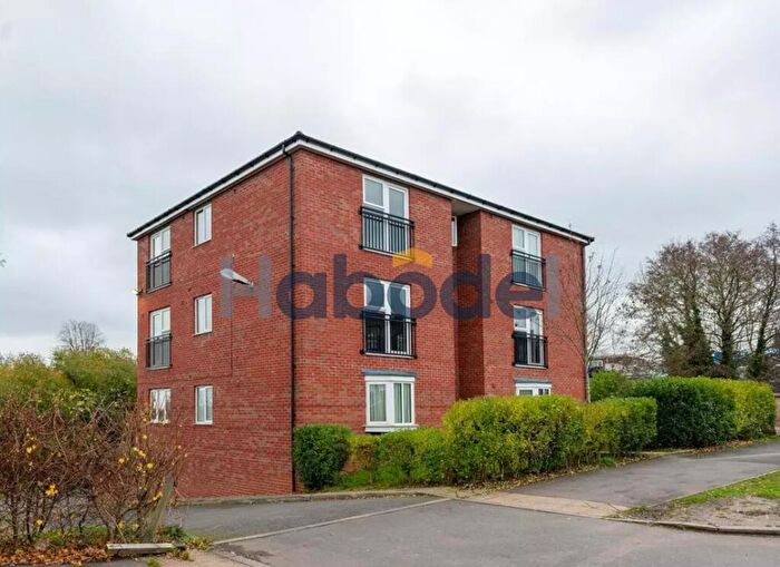 2 Bedroom Flat To Rent In Yardley Wood Road, Birmingham, B14
