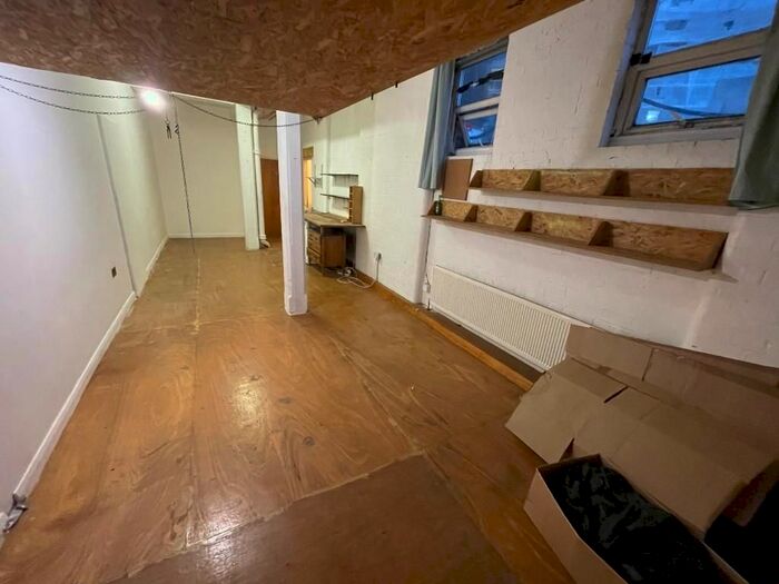 Studio To Rent In Rendlesham Road, Hackney E5