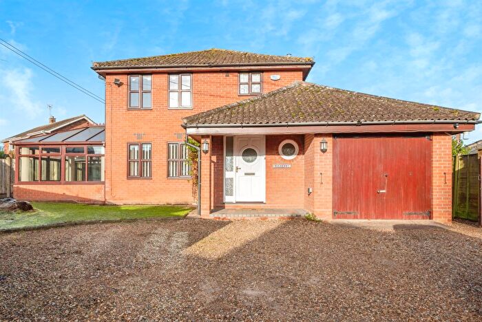 3 Bedroom Detached House For Sale In Rudds Lane, Reepham, Norwich, NR10
