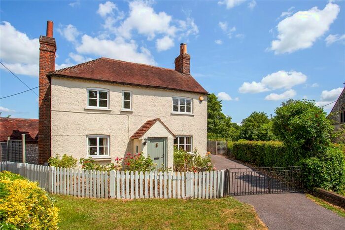 3 Bedroom Detached House For Sale In Duncton, Petworth, West Sussex, GU28