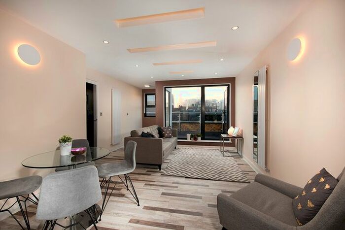 2 Bedroom Flat To Rent In Turner Street, Whitechapel, London, E1