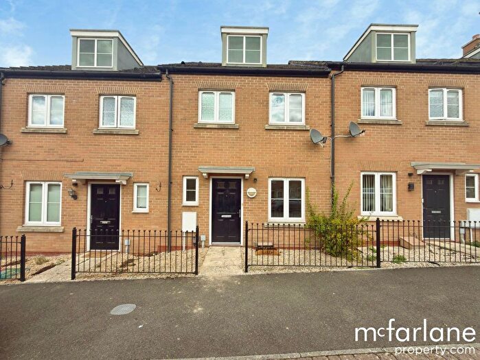 3 Bedroom Terraced House To Rent In Millgrove Street, Swindon, SN25