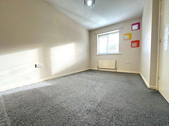 2 Bedroom Semi-Detached House For Sale In Billinge Street, Blackburn, BB1