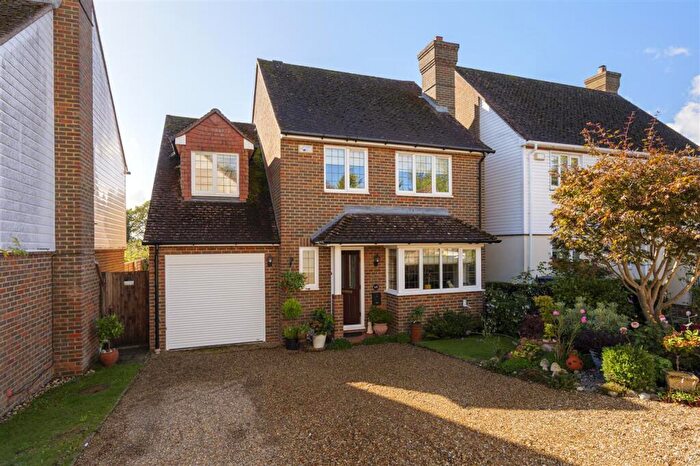 4 Bedroom Detached House For Sale In Cherry Orchard, Old Wives Lees, Canterbury, CT4