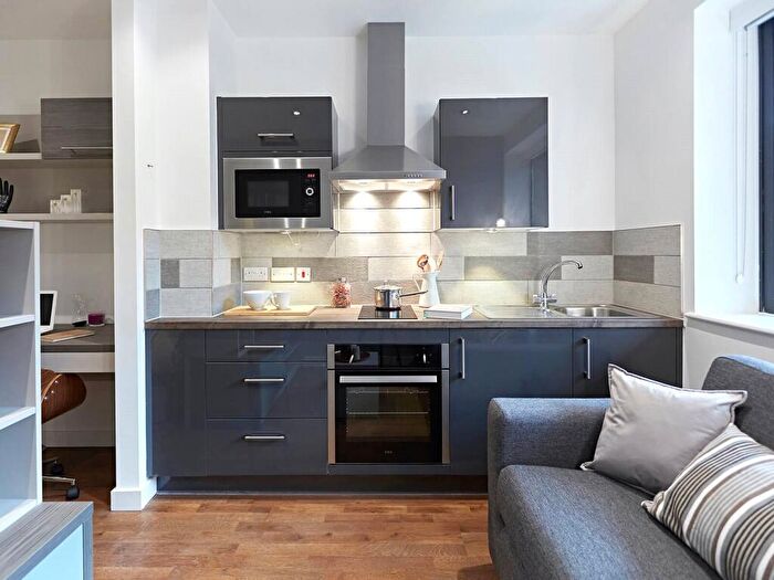 Apartment To Rent In Apt, Havana Residence #, LS2