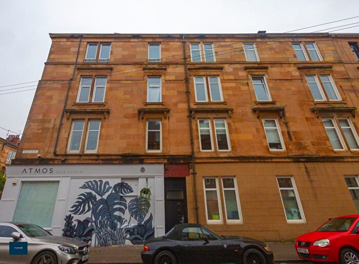 3 Bedroom Flat To Rent In Deanston Drive, Glasgow, G41