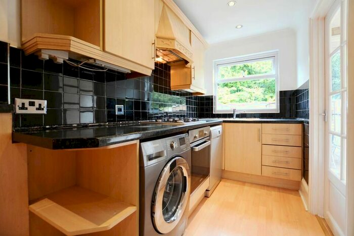 5 Bedroom Terraced House To Rent In Tunnel Avenue, London, SE10