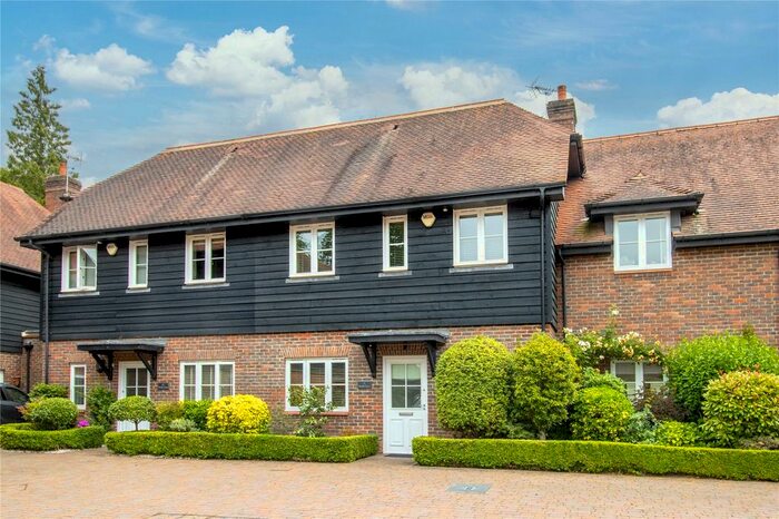 3 Bedroom Terraced House For Sale In Middle Down, Aldenham, Watford, Hertfordshire, WD25