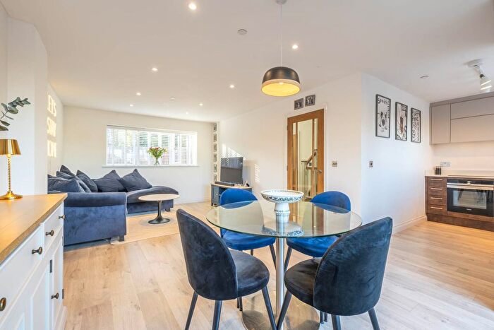 3 Bedroom End Terrace House For Sale In Birling Road, Tunbridge Wells (Near Pantiles), TN2