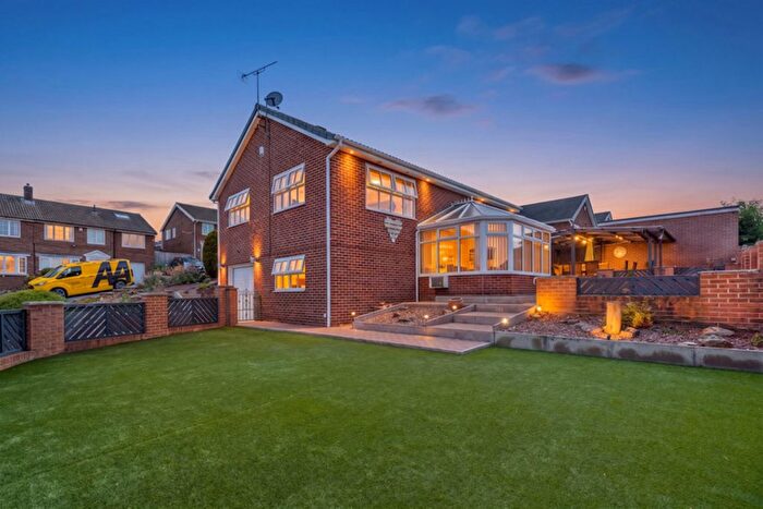 4 Bedroom Detached House For Sale In Bexhill Close, Pontefract, WF8