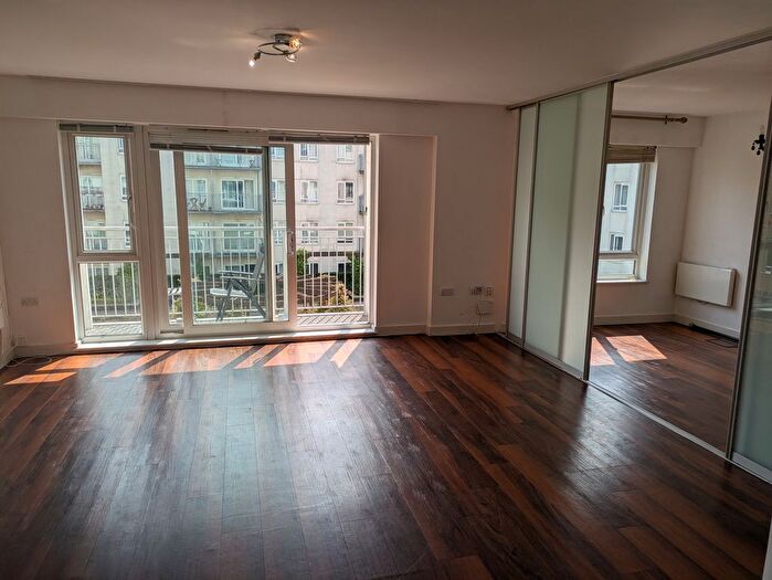 1 Bedroom Flat To Rent In Amiot House, Heritage Avenue, Colindale, NW9