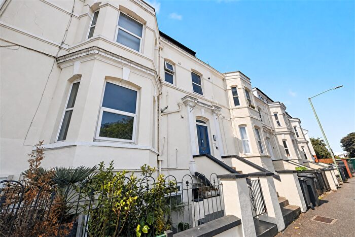 2 Bedroom Flat For Sale In Bournemouth, BH2