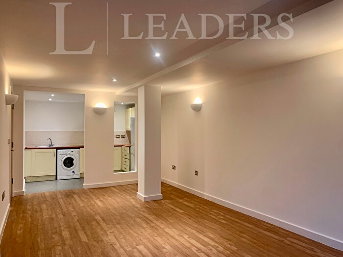 2 Bedroom Apartment To Rent In Avoca Court, Moseley Road, Digbeth, B12